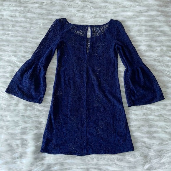 American Eagle Navy Blue Lace Crochet Bell Sleeve Croquette Mini Dress Sz XXS - Picture 9 of 10
